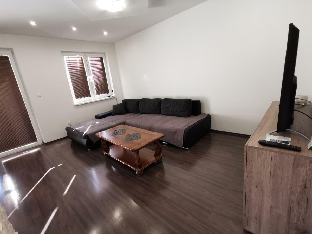 Apartment J&D Dunajská Streda Exterior foto